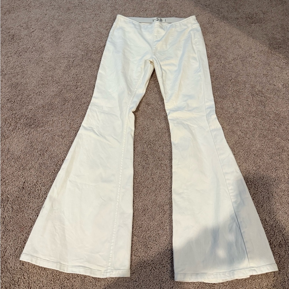 Free People pull on Jeans